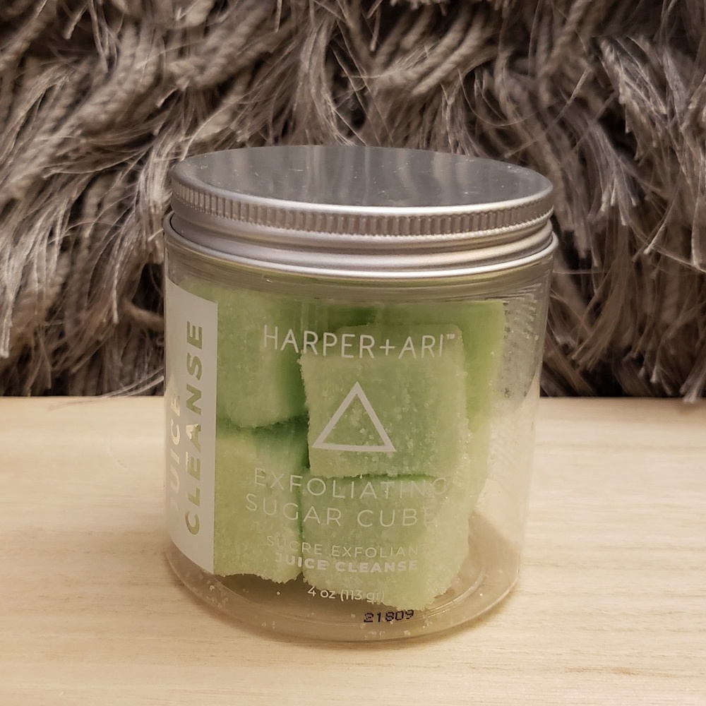 Harper + Ari Exfoliating Sugar Cube Scrub
